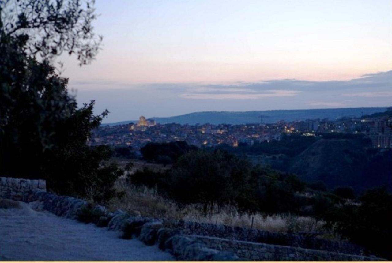 Casa Vacanze Modicarte Εξωτερικό φωτογραφία