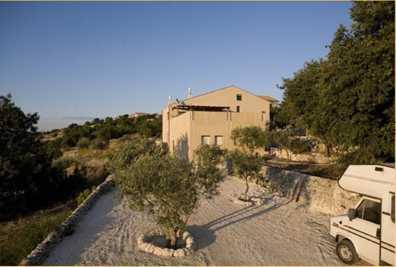 Casa Vacanze Modicarte Εξωτερικό φωτογραφία